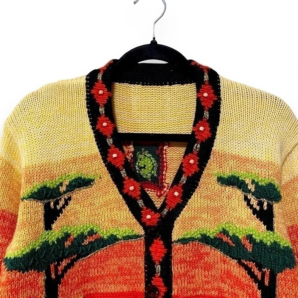 Vintage Handknit Elephants in the African Serengeti Desert Cardigan Sweater M - Picture 3 of 10